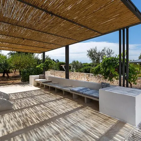Trulli Restano By Perle Di Puglia *