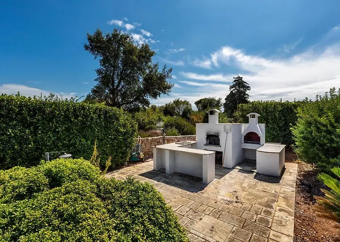 Trulli Restano By Perle Di Puglia * Cisternino